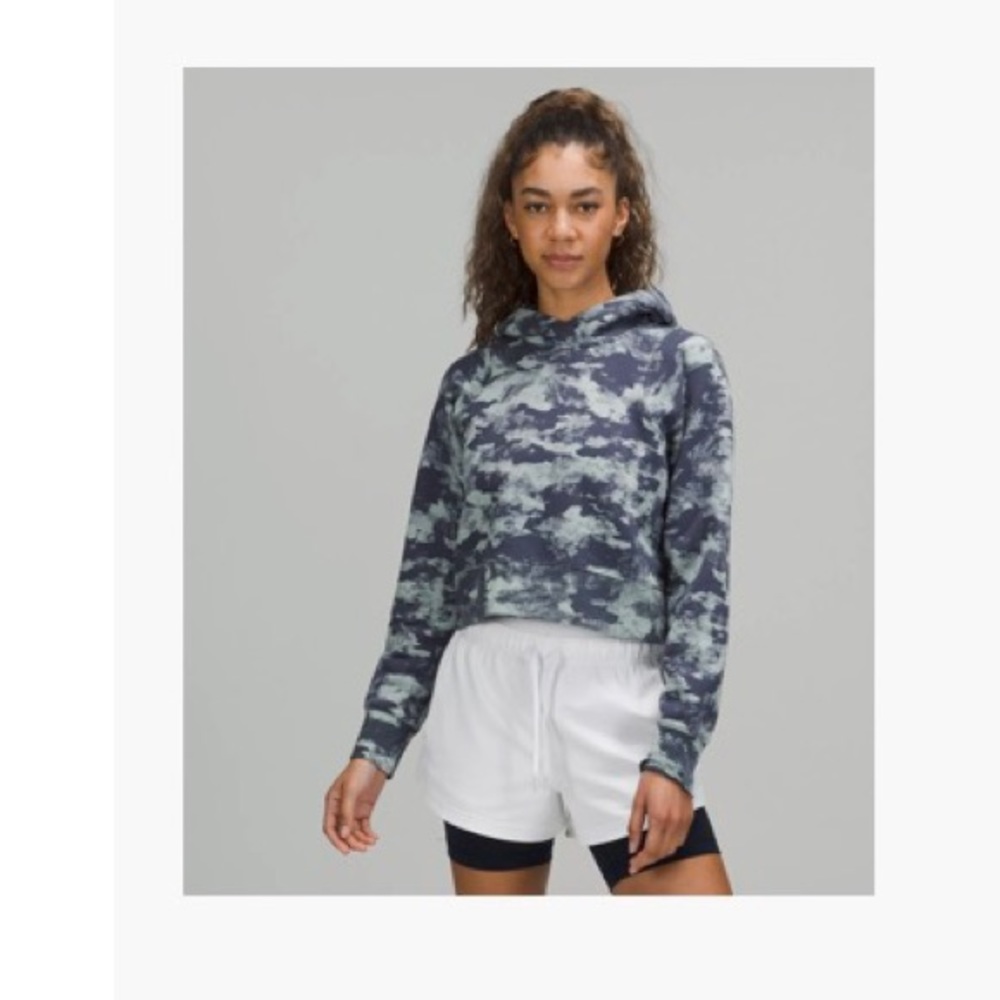 lululemon loungeful cropped hoodie!